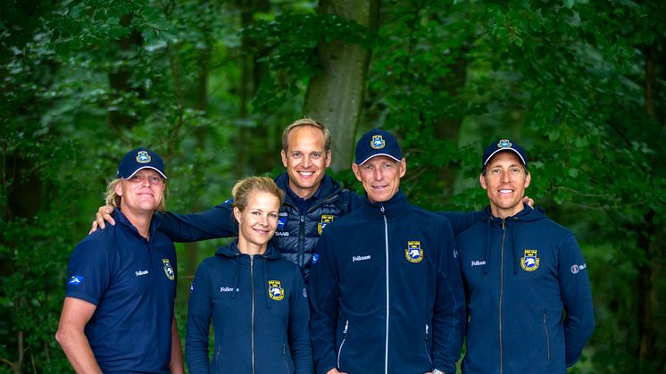 Fredrik Jönsson, Malin Baryard Johnsson, Peder Fredricson och Henrik von Eckermann ingår alla i landslagets A-trupp. Här med förbundskapten Henrik Ankarcrona. I A-truppen ingår även Evelina Tovek och Stephanie Holmén. Foto: Roland Thunholm