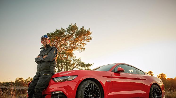 Lennart (97) kjøpte seg ny Ford Mustang med 421 HK!