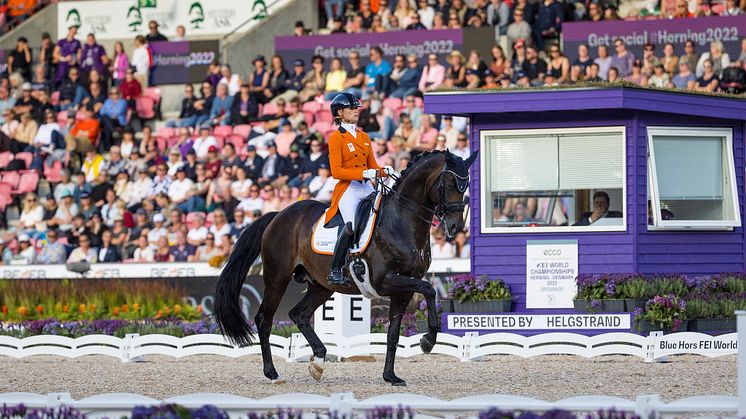 Dinja van Liere tog dubbla bronsmedaljer individuellt på VM i Herning. Nu är hon klar för Lövsta Top 10 Dressage under Sweden International Horse Show 24-27 november. Foto: FEI/Leanjo de Koster.