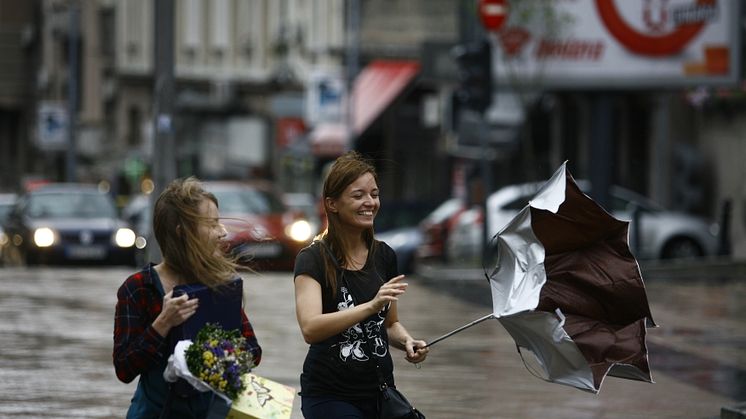  Wind in their sails? At the time of Eurofound’s latest EQLS, there was high optimism for the future in most EU candidate countries.  Photo: Nebojsa Markovic/Shutterstock