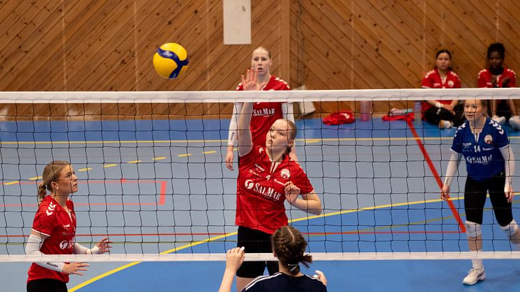 Finnsnes Volleyballklubb 2 Foto Øivind Aronsen