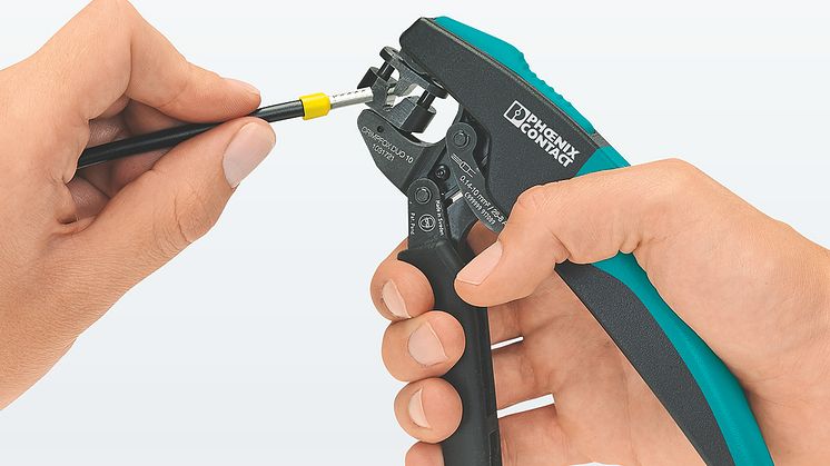 Crimping pliers with rotating die