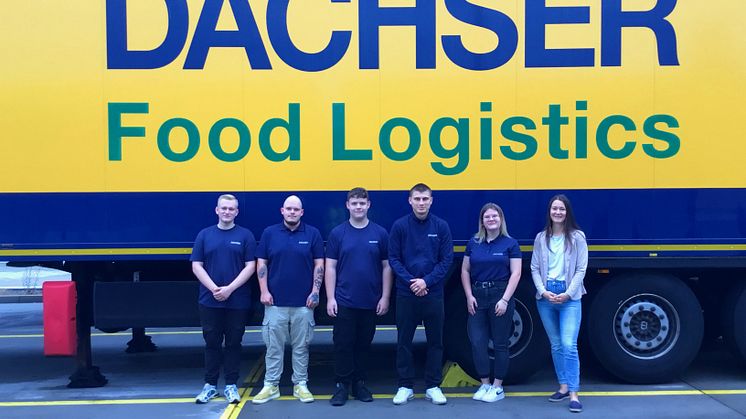 Fünf Auszubildende im gewerblichen und kaufmännischen Bereich starteten im September beim Logistikdienstleister Dachser