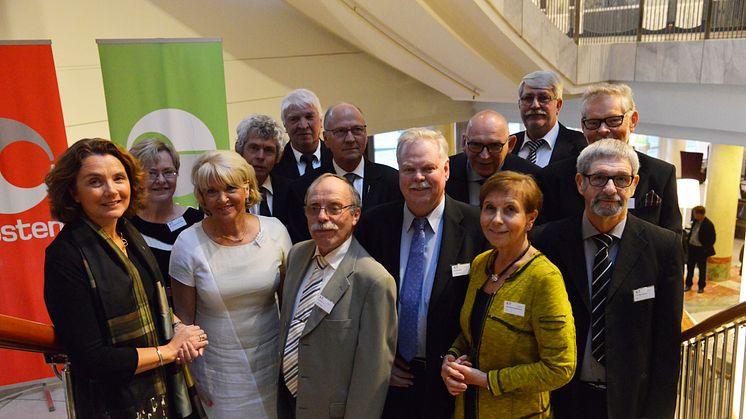 Tolv 50-årsjubilanter hedret av fersk konsernsjef