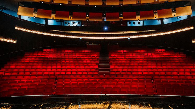 Tomt i salongen på Helsingborgs stadsteater fram till årsskiftet.