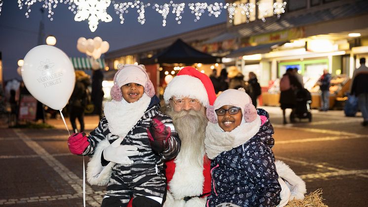 Julfirande på Vårväderstorget. Foto: Carina Gran.