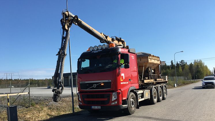 Lagning av sprickor i asfalten på gator samt gång- och cykelvägar