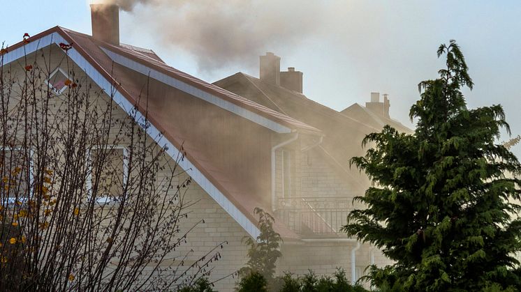 Brændeovne er en af de værste forureningskilder til skadelige finpartikler i Danmark. Foto: PR.