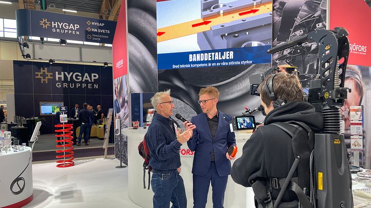 Johan Hellsten was interviewed by Jonas Gallneby as part of the Elmia Subcontractor Digital Programme. The rig being used by the cameraman is – you’ve guessed it – an Easyrig.