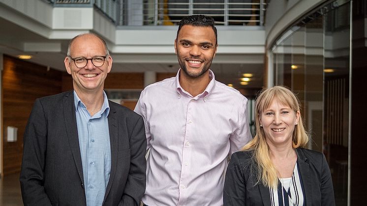 Från vänster: Ulf Ödesjö Business Area Manager R&D, Nèlio Lopes Ramos, affärschef R&D Automotive, och Linda Henriksson, Business Unit Manager R&D.