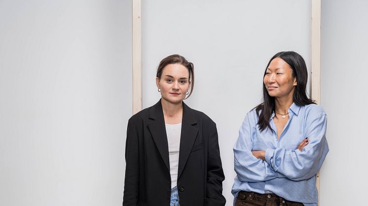 Lisa tan och curator Therese Kellner