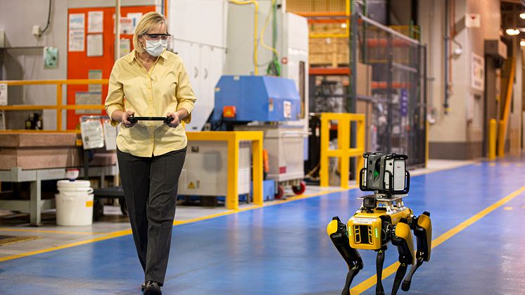 A Ford négylábú robotokat próbál ki a Van Dyke sebességváltó üzem lézeres végigszkennelésére