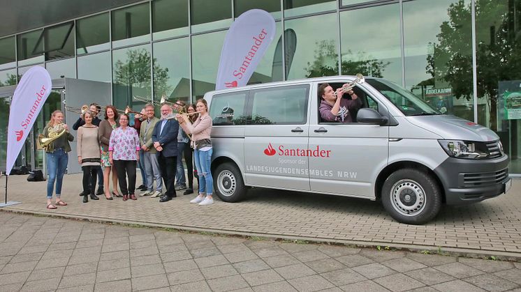 Audiobeitrag: Santander sponsert Bus für Auftritte des Landesjugendensembles NRW