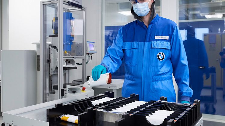 BMW Group invests 200 million euros in Battery Cell Competence Centre