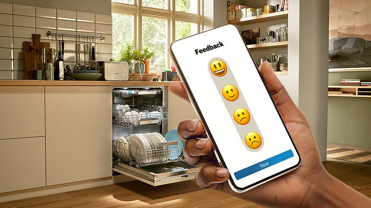 Bosch Intelligent program: användaren ger diskmaskinen feedback genom appen Home Connect
