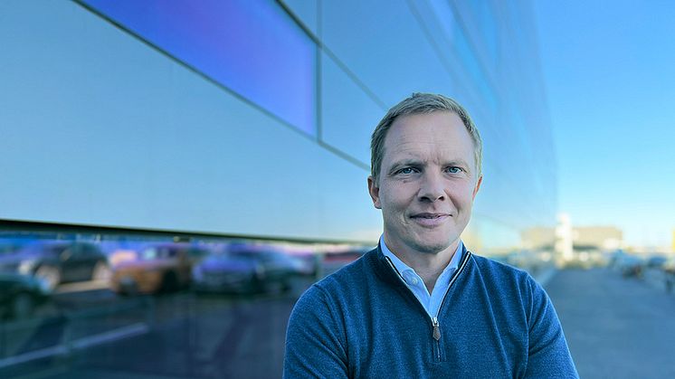 Styrelsen för Tuve Bygg har utsett Johan Eriksson till ny VD och koncernchef. Johan tillträder tjänsten i samband med årsstämman 19 april och efterträder Robert Bengtsson som går vidare inom Hedin Group som ny fastighetschef.