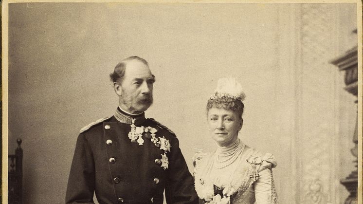 Kong_Christian_IX_og_Dronning_Louise_ved_deres_guldbryllup_16_maj_1892