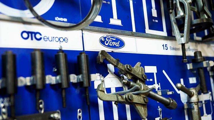 FORD INTRODUCERAR NYTT SERVICEKONCEPT FÖR ÄLDRE BILAR