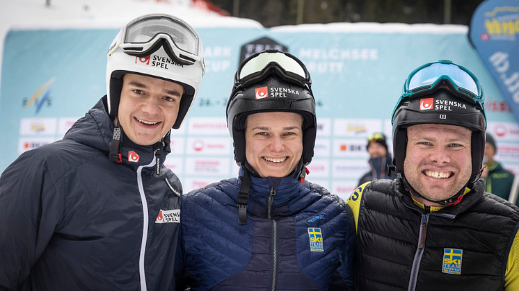 Alvin Noaksson, Karin Abrahamsson och Olle Collberg. Foto: FIS/Sam Decout.