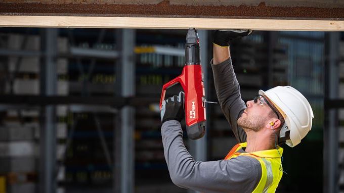 Hilti ökar takten och produktiviteten - lanserar marknadens första bultpistol med en enda patron