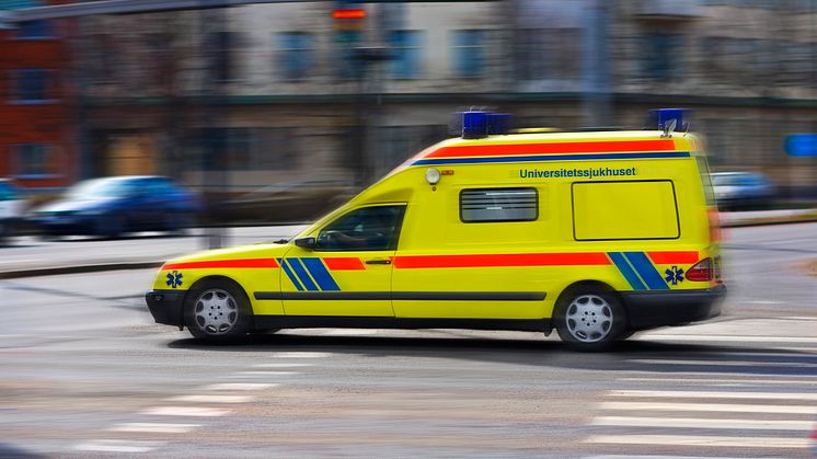 Var femte med hjärtinfarkt tar inte ambulans