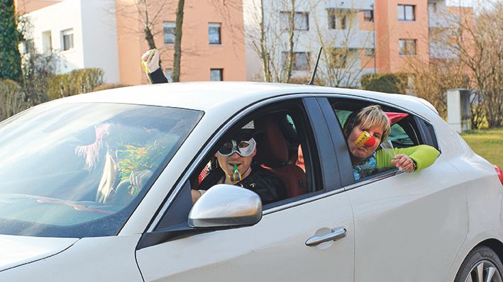 Tipps für die fünfte Jahreszeit im Straßenverkehr