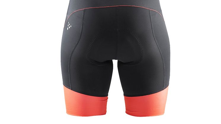 Velo bib shorts (dam) i färgen black/shock. Rek pris 900 kr.