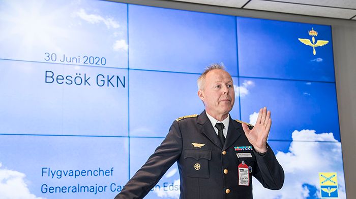 Flygvapenchefen Generalmajor Carl-Johan Edström höll ett intressant föredrag vid sitt besök på GKN Aerospace Sweden i Trollhättan.