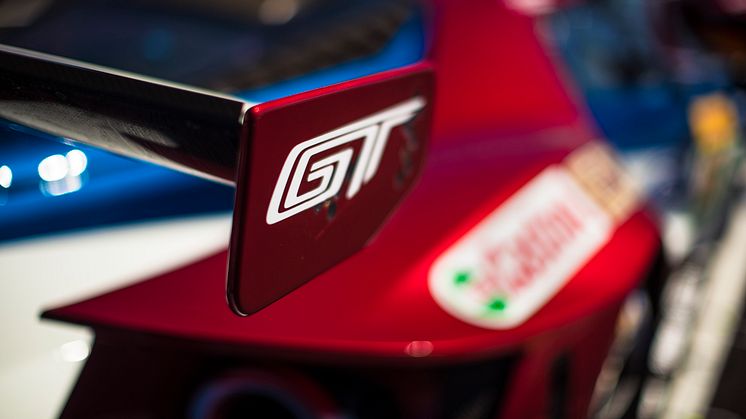 Ford GT rear wing 