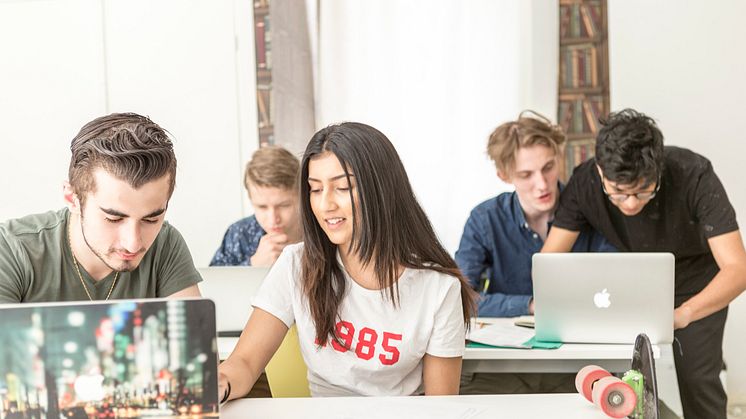 ​ThorenGruppen väljer Skolon för enklare digitalt lärande för sina 10  000 lärare och elever