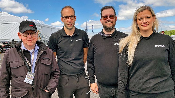 Stig L Sjöberg, publisher på Albinsson & Sjöberg, Ted Johansson, Håkan och Christina Roupé.