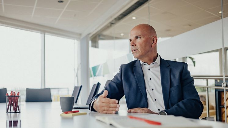 Advokat Erling Grimstad understreker at økonomisk kriminalitet er forbundet med høy risiko og strenge straffer. (Foto: Ilja C. Hendel)