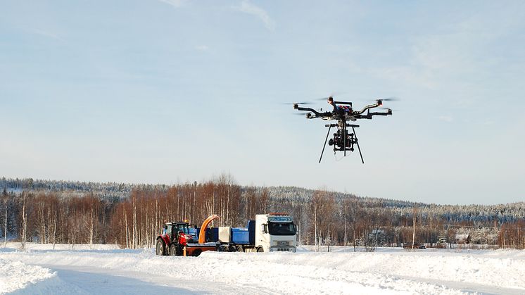 Till delar av filmen användes en quadrocopter. Se hela filmen längre ned!