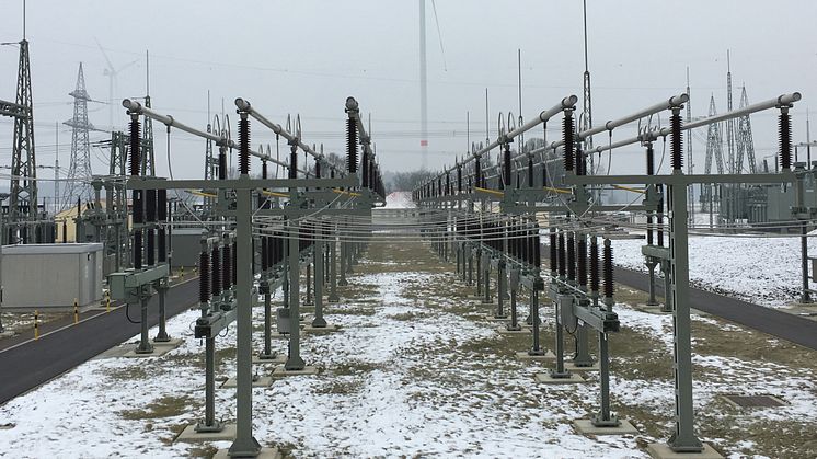 Bayernwerk erneuert Hochspannungsanlage des Umspannwerks Würgau