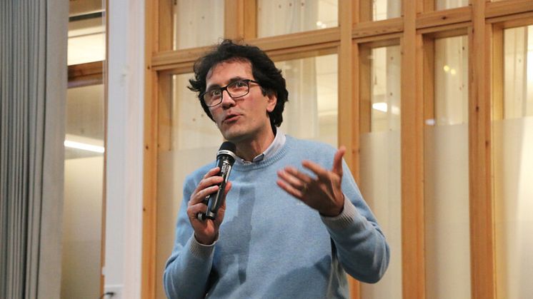 Diego Calvanese är Wallenberg gästprofessor på Institutionen för datavetenskap vid Umeå universitet och professor i datavetenskap vid Free University of Bozen-Bolzano i norra Italien. Foto: Mikael Hansson