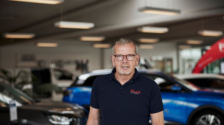 Poul Munk i Silkeborg åbner Danmarks største  Stellantis-bilhus med otte nybilsmærker