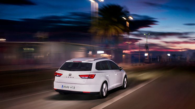 ​Kør cool i sommervarmen - SEAT Leon Barcelona edition er nu på gaden i Danmark