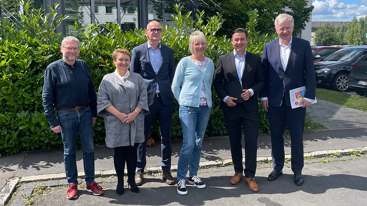 von links nach rechts: Prof. Dr. Dr. Helmut Eiffert, Olga Kunz, Andreas Urban, Silvia Kellner, Marcel Riethig, Wolf F. Kupatt