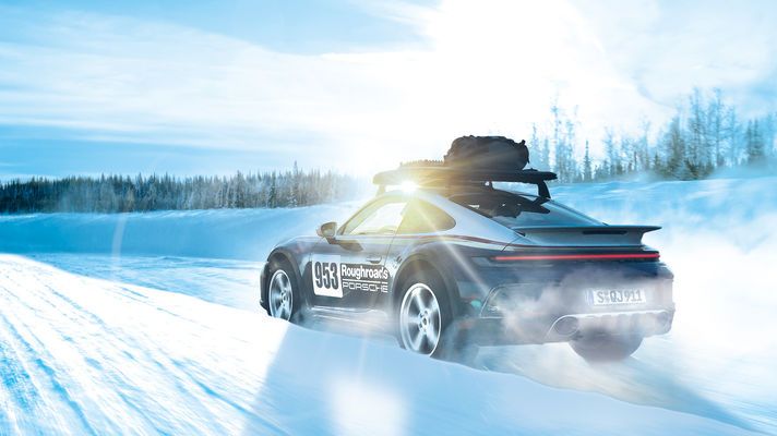 Porsche X Head: Ski Club & Fýri Resort