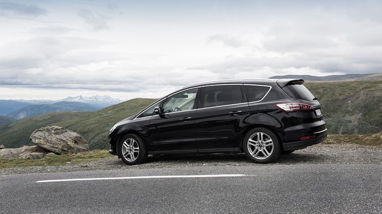 Endelig er nye S-MAX på plass i Norge - nå også med AWD