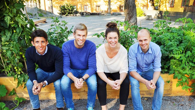 Alumnibloggen: The Smiling Group 