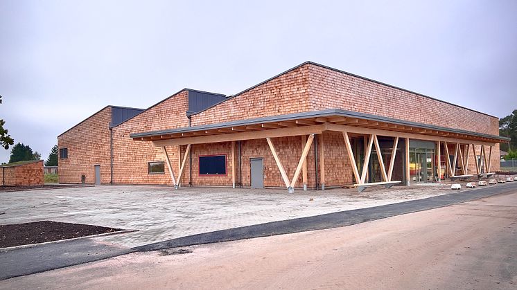 Träbyggande börjar bli mer etablerat i Sverige men för många i projektet var det första gången de byggde i trä. Fotograf: Thage i Skåne