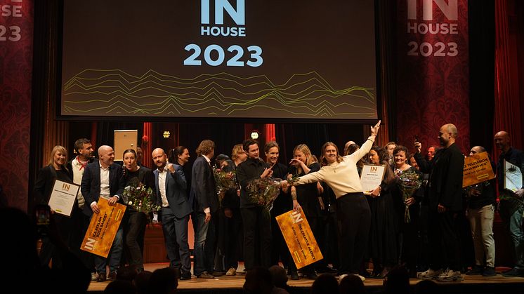 Alla första, andra- och tredjepristagare tog plats på scen för gemensam bild