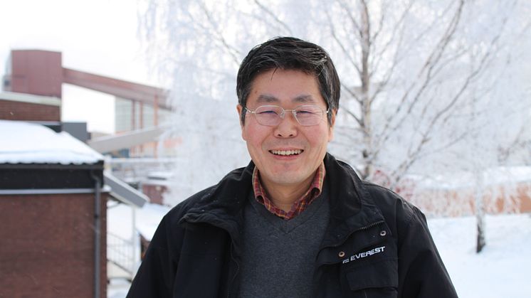 Chuan Wang är ny docent och adjungerad professor vid Åbo Akademi