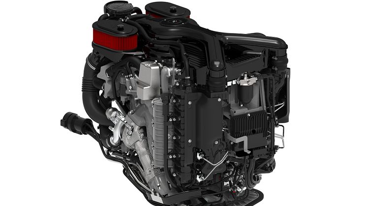High-res image - Cox Powertrain - Cox Powertrain has been announced as the winner of the Marine Power and Propulsion category at the annual Seawork International Innovation Awards for its game-changing engine, the CXO300