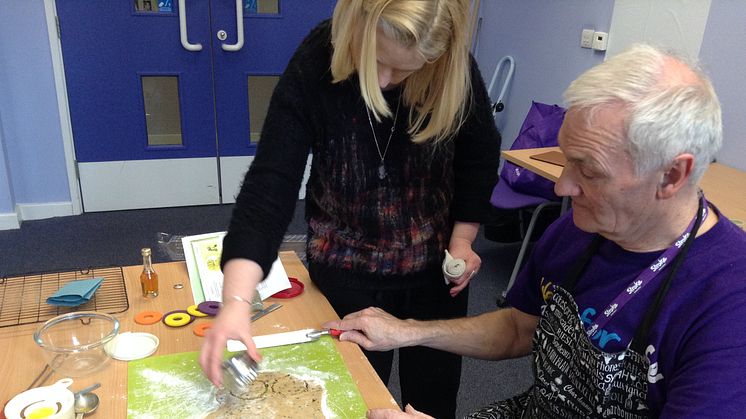 ​Redditch stroke survivor encourages budding bakers to Give a Hand and Bake