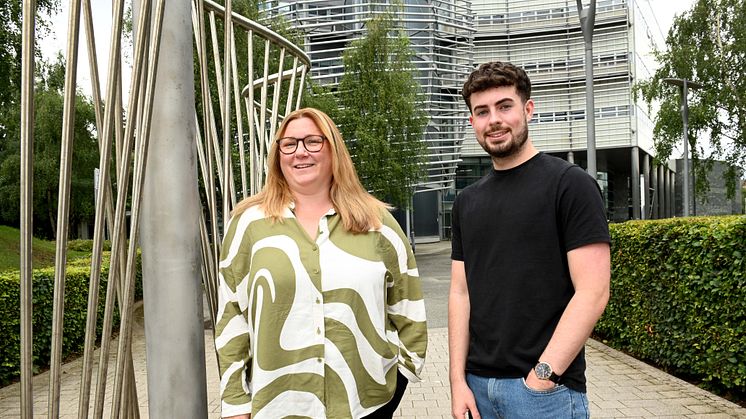 Dr Kellie Forbes-Simpson with graduate entrepreneur Kevin Cahill 