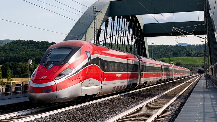 Hitachi-Bombardier partnership celebrates 10 years delivering Europe’s fastest high speed train 