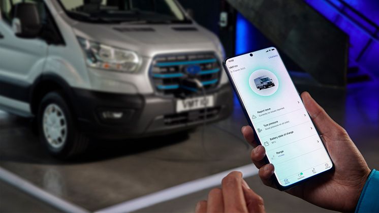 Ford Pro pomůže zákazníkům usnadnit přechod na elektrické vozové parky díky své nabídce užitkových elektromobilů navržených tak, aby zvýšily produktivitu a udržitelnost bez kompromisů v užitných vlastnostech nebo nákladech na vlastnictví.