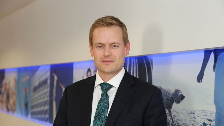 Simon Parrish, SME & Corporate Partner underwriting manager 